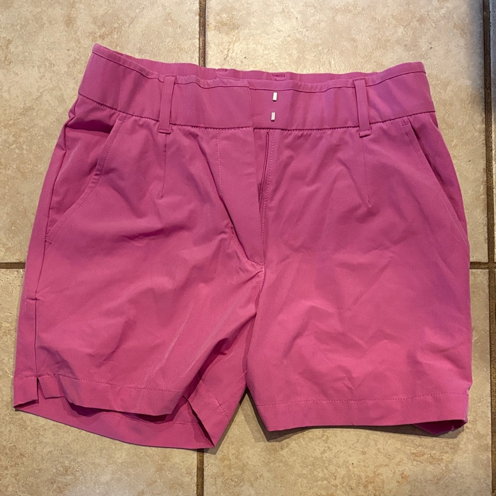 Nike Women’s Magenta Golf Shorts